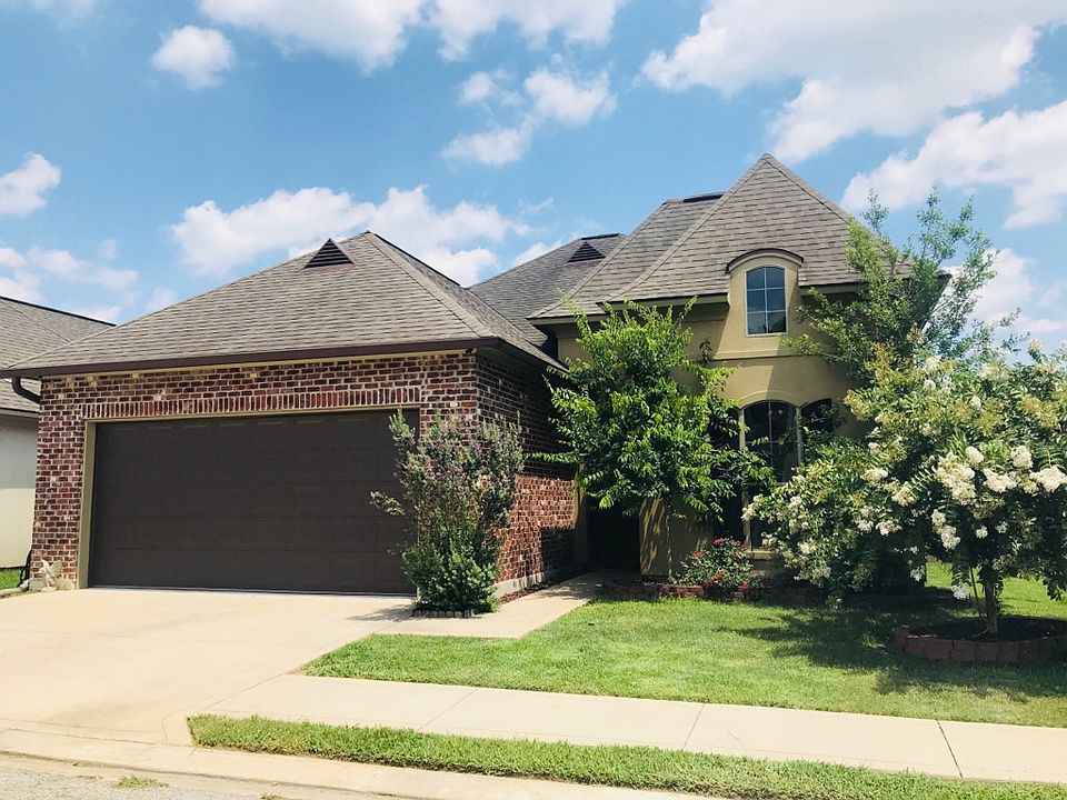 1st image of 103 Lacebark Dr