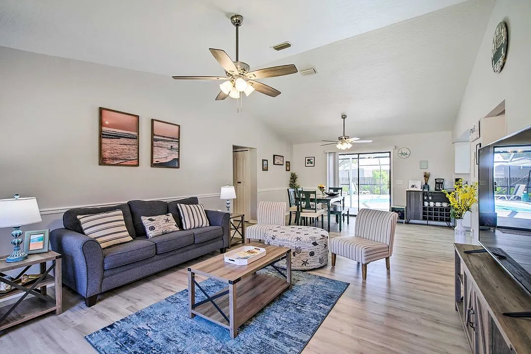 2 bed, 2.0 bath, 1352 sqft, $2,550 — Photo 2