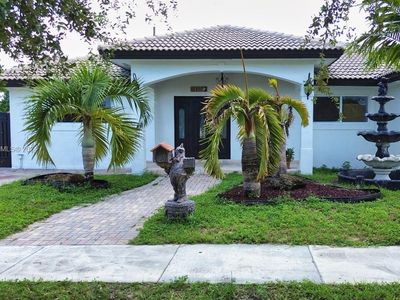 490 W 39th Pl, Hialeah, FL, 33012