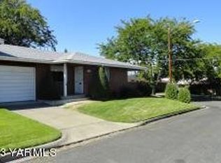 234 N 38th Ave, Yakima, WA 98902