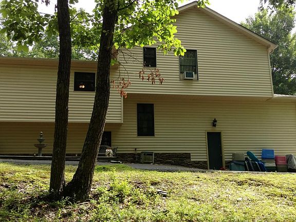 4th image of 54 Willows Dr