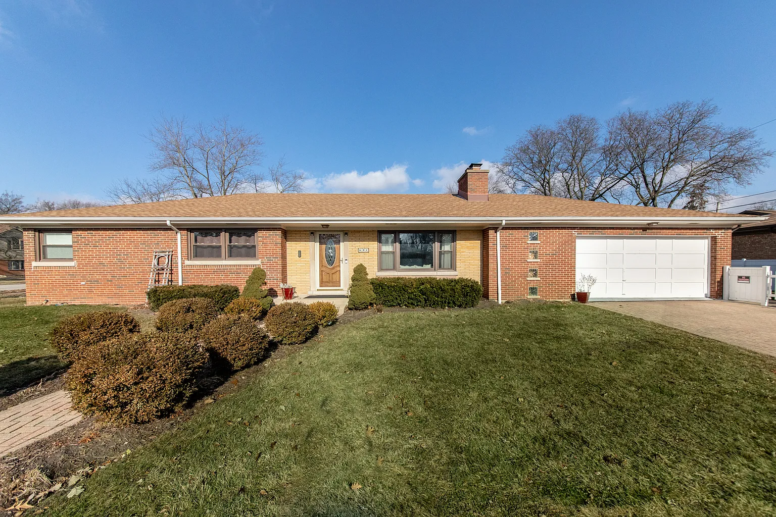 601 N Dee Rd photo 1