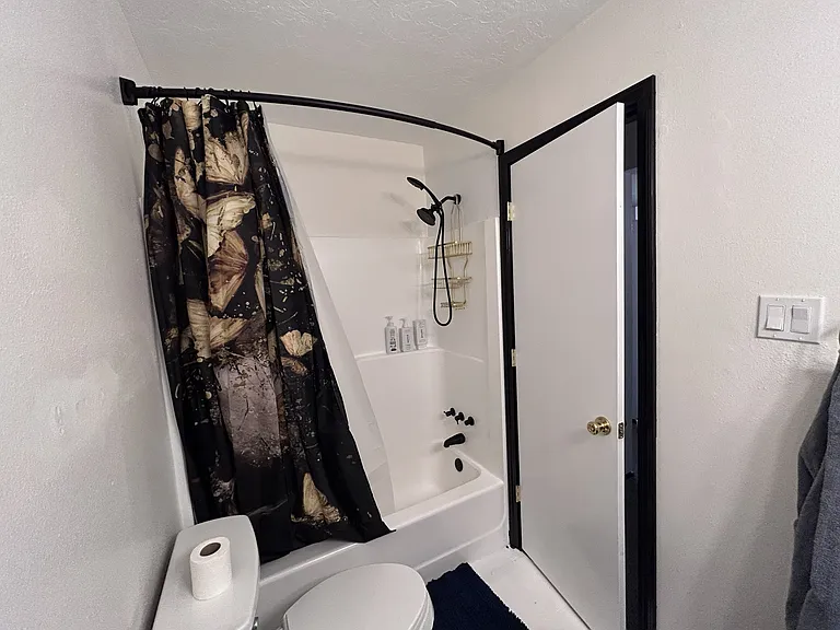 1202 Morning Dr — Photo 12