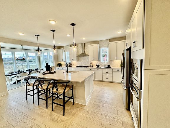 4th image of 1727 Allwood Ave Lot 437