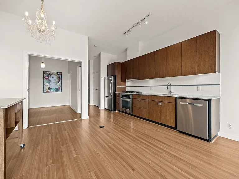 121 Brew St — Photo 8
