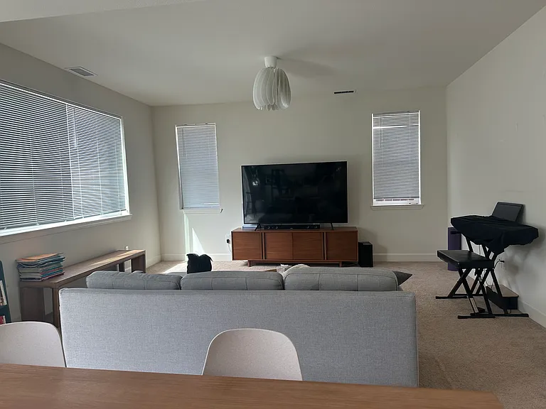 1107 Winter Hawk Way — Photo 2