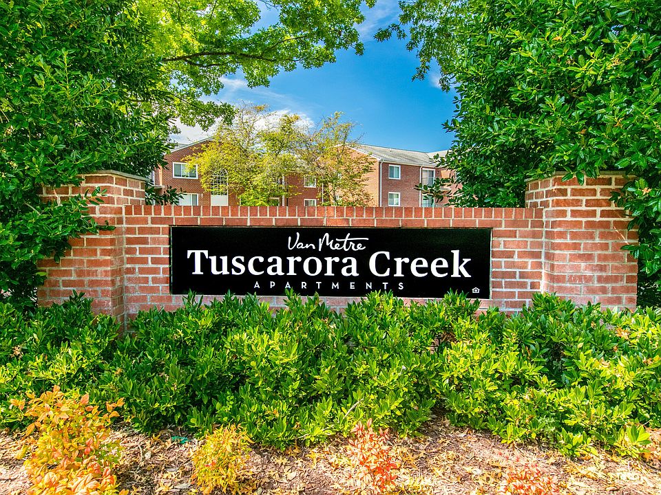 Entrance to Tuscarora Creek