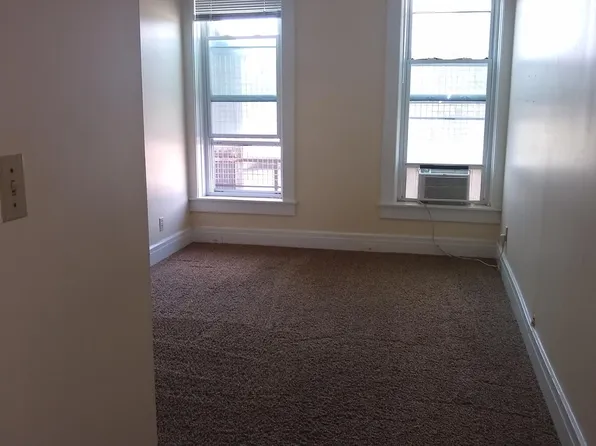 115 1/2 N Superior St #2, Albion, MI 49224