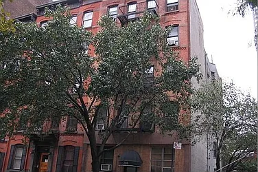 Rented by 4 Points Properties
