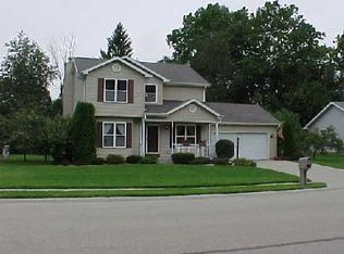 10035 Ashwood Forest Dr, Osceola, IN 46561