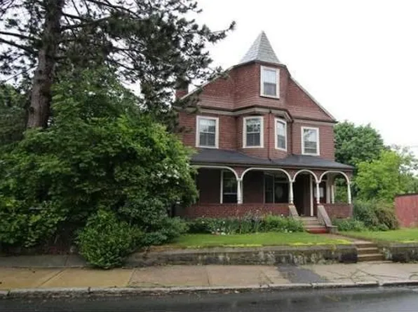 63 Sanford St, Mattapan, MA 02126