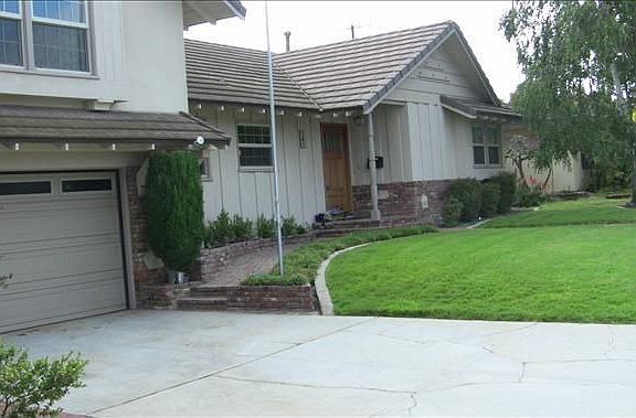 2nd image of 141 Camino La Madera