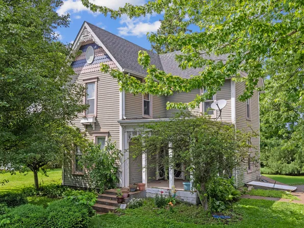 38 W Main St, Brownsburg, IN 46112