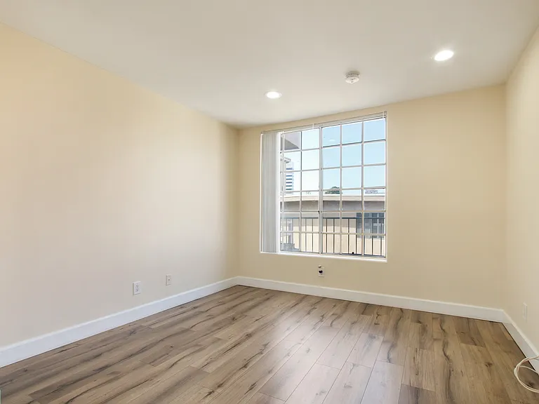 12019 Rochester Ave #2 — Photo 13