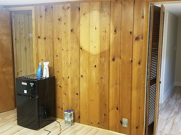 extra room 1 basement