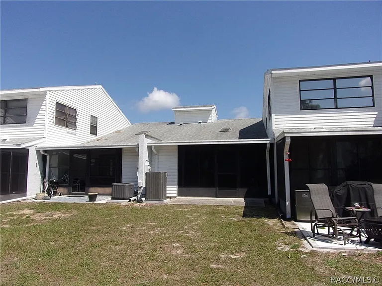 876 Pritchard Island Rd — Photo 28