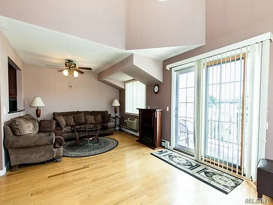 Sold by Daniel Gale Sotheby's International Realty | media 2