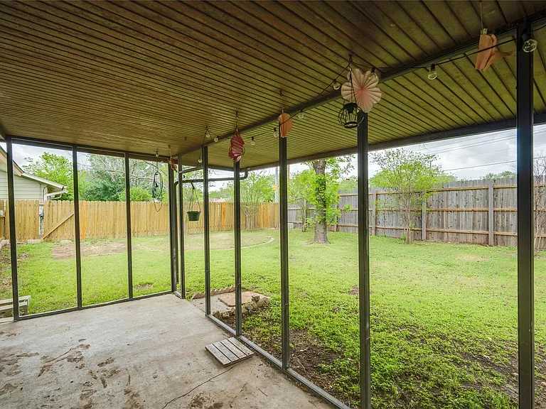 4811 Brushy Ridge Dr — Photo 9