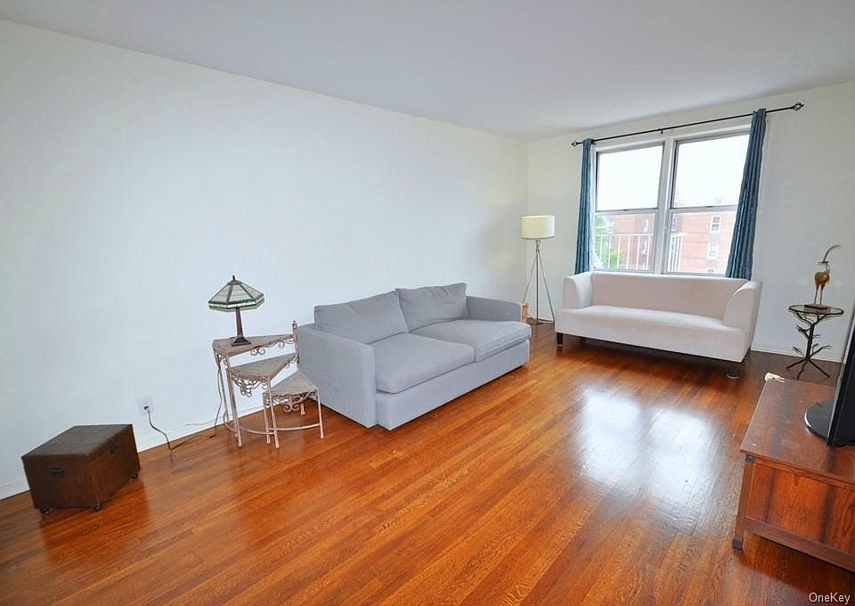 1st image of 501 Riverdale Ave APT 5L
