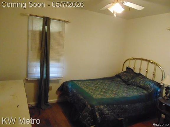 3rd image of 20495 Meyers Rd