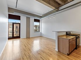 1645 W Ogden Ave