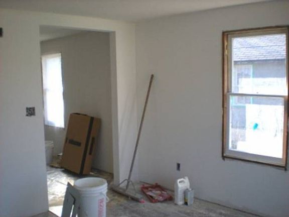 3rd image of 1228 Aldridge St