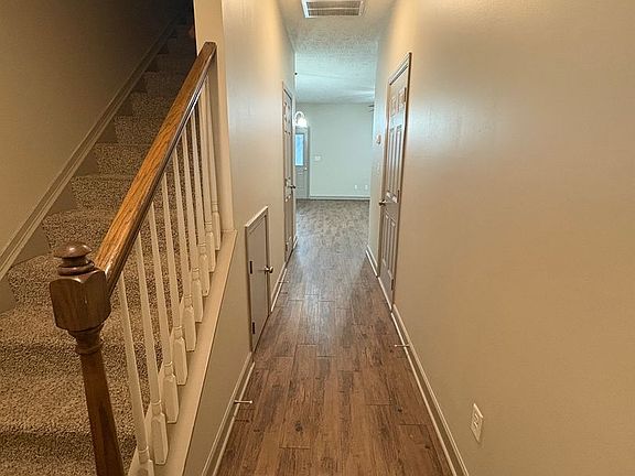 4th image of 110 Audley Ct #3