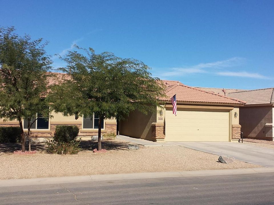 1st image of 3736 E Yorkshire Cir