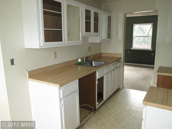 2nd image of 21835 Ronald Dr