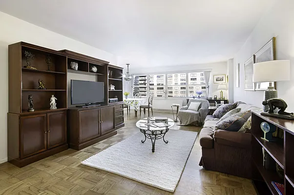 Sold by Compass | media 2