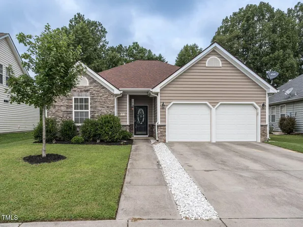611 Virginia Water Dr, Rolesville, NC 27571