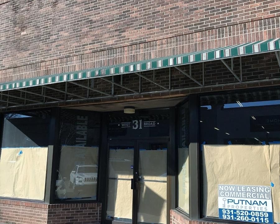 1st image of 31 W Broad St