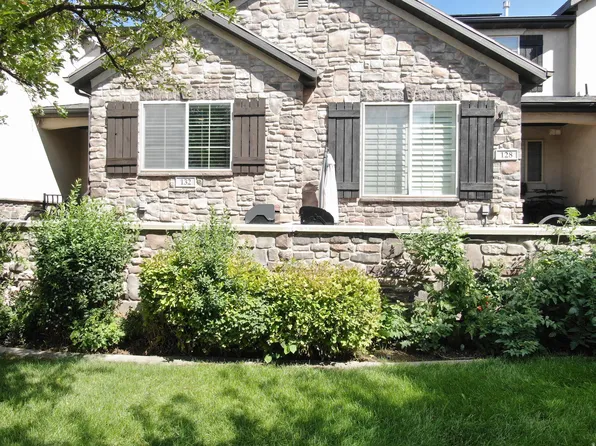 132 N 360 W, Centerville, UT 84014