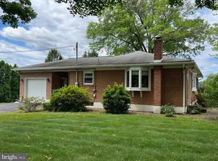 1100 Whitner Rd, Reading, PA 19605