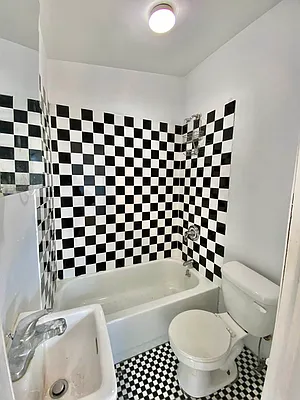 Rented by Crosstown Apartments NYC | media 68