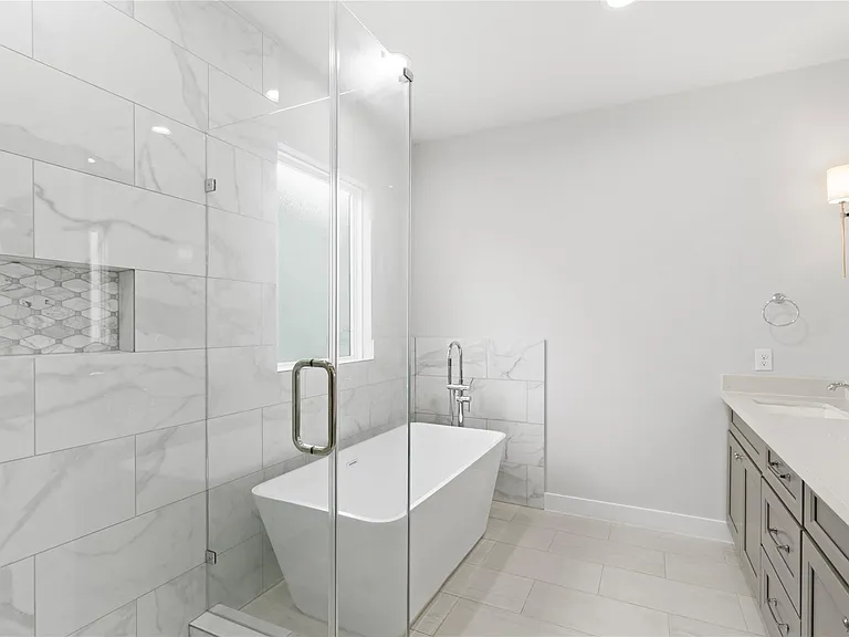 2508 Gray St — Photo 23