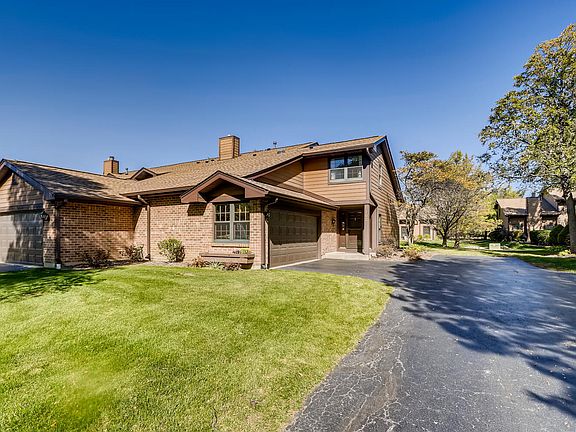 2nd image of 102 Indian Trail Dr