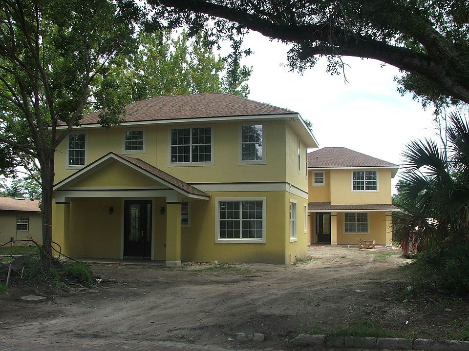 Luxurious Town Home