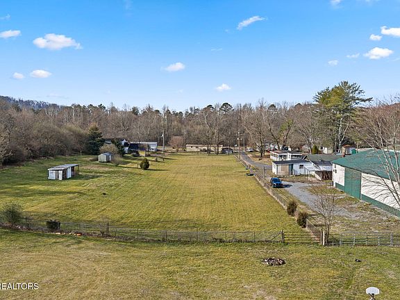 2nd image of 6435 Hubert Bean Rd