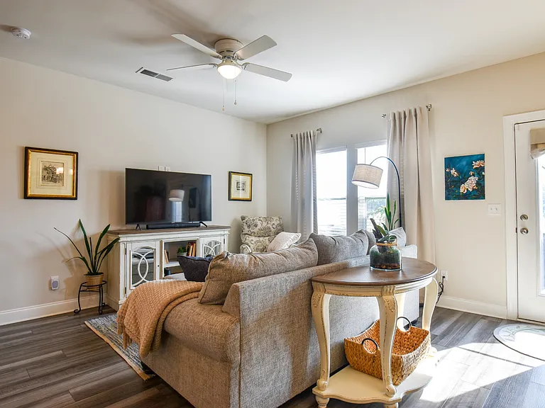 741 Prairie View Dr #1 — Photo 7