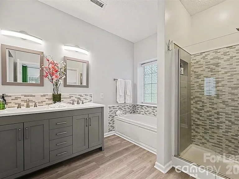 13505 Gatestone Ln — Photo 12