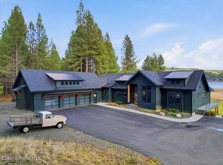 13846 N Hauser Lake Rd, Hauser, ID 83854