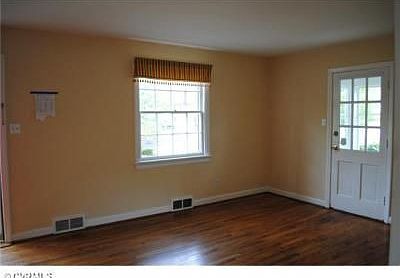 2nd image of 5114 W Franklin St
