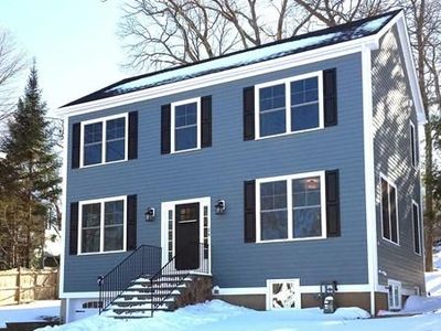 24 Norfolk St, Needham, MA, 02492