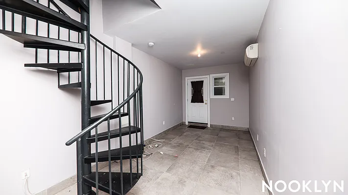 Rented by Nooklyn NYC LLC | media 24