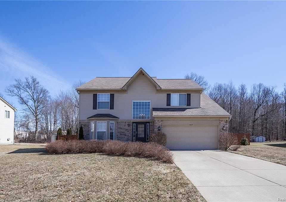 1st image of 15877 Aspen Dr #8