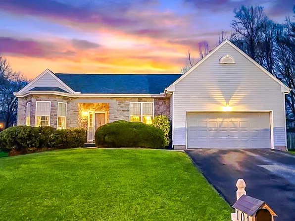 101 Bell Ct, Bear, DE 19701