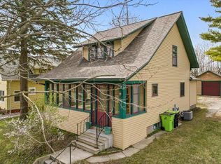2331 Monroe St, NEW HOLSTEIN, WI 53061