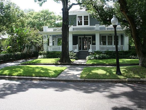 2nd image of 825 S Willow Ave