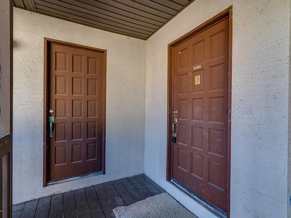 3rd image of 15203 Sandalwood Dr